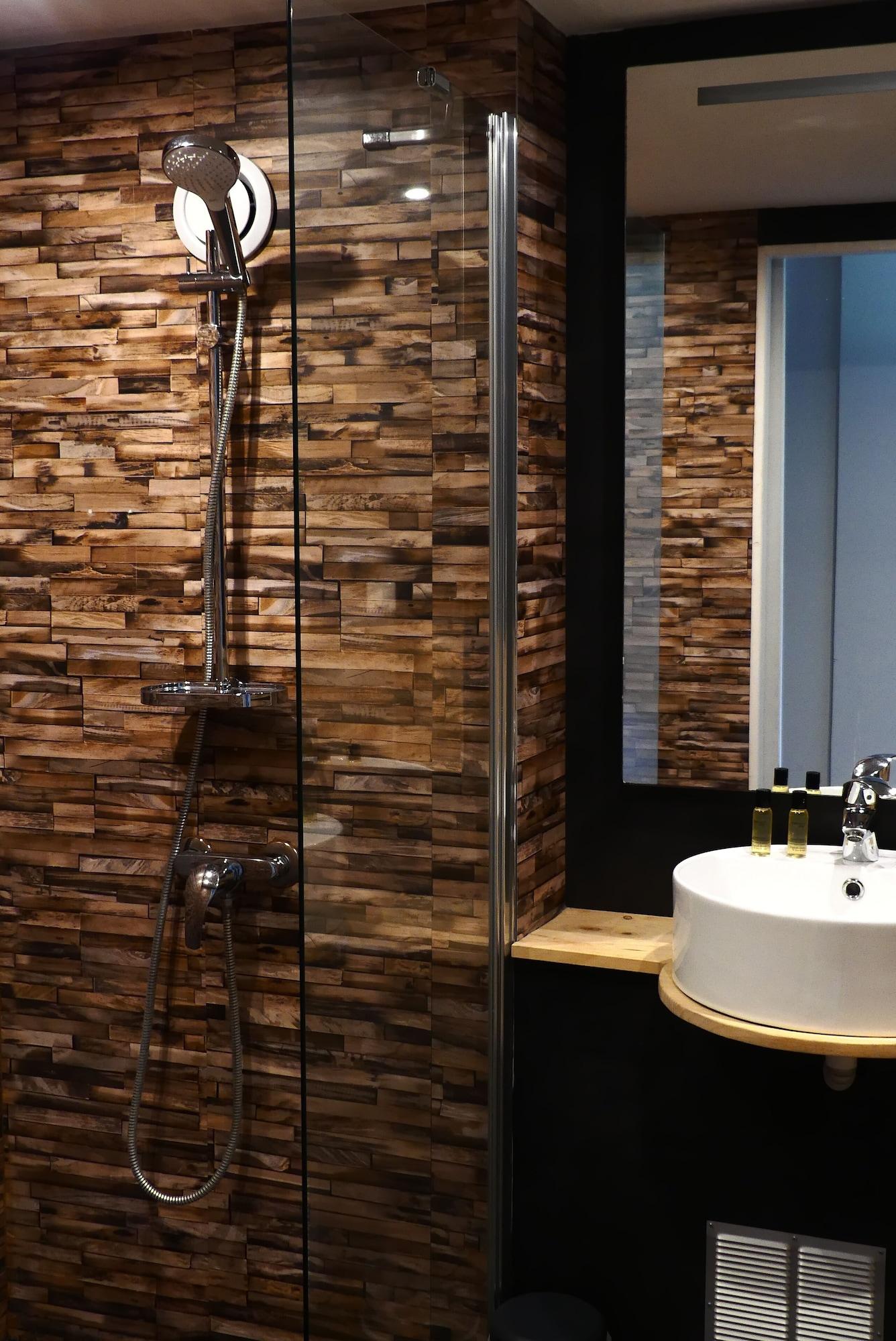 Contact Hotel Le Provencal Bordeaux Lac Екстериор снимка
